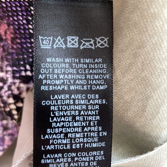 ASOS Design High Rise Purple Snake Print Leather Look Shorts. Size 4. NWT - Picture 14 of 14